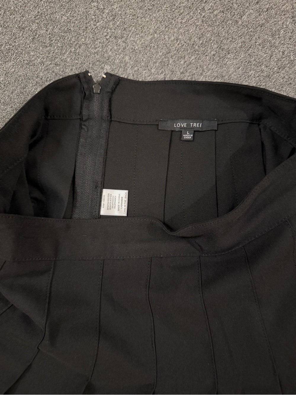 Love Tree Black Pleated Mini Skirt - Picture 3 of 5